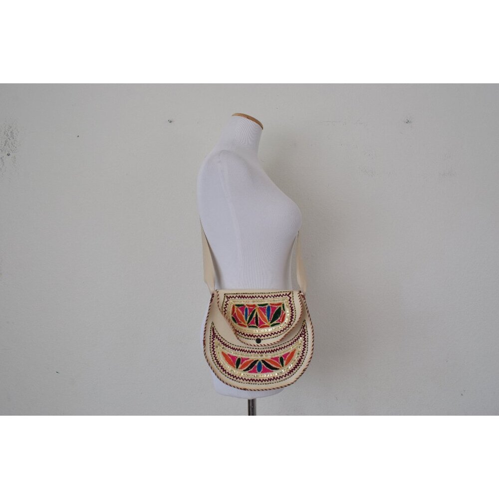 Vintage‎ Cream Embroidered Sequins Shoulder Bag